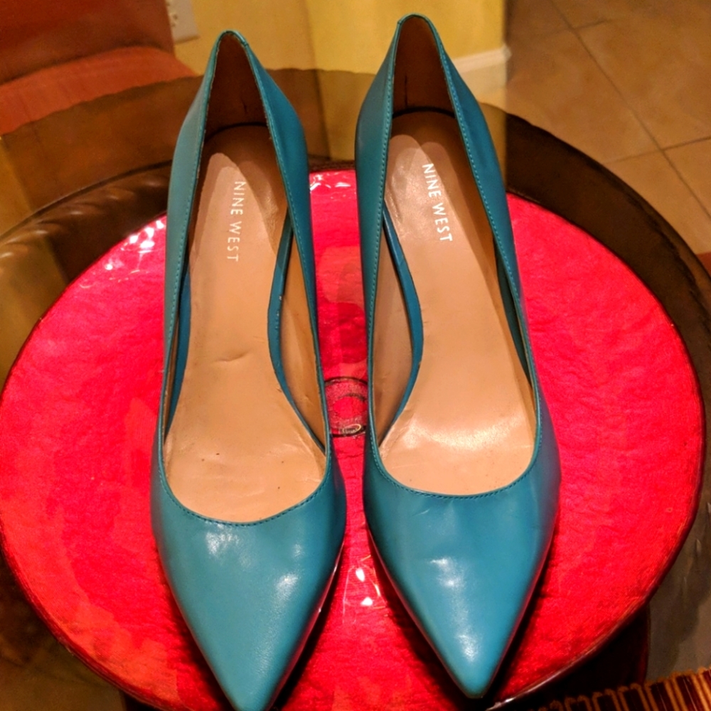 NINE WEST Arlene Pointed toe Pumps
